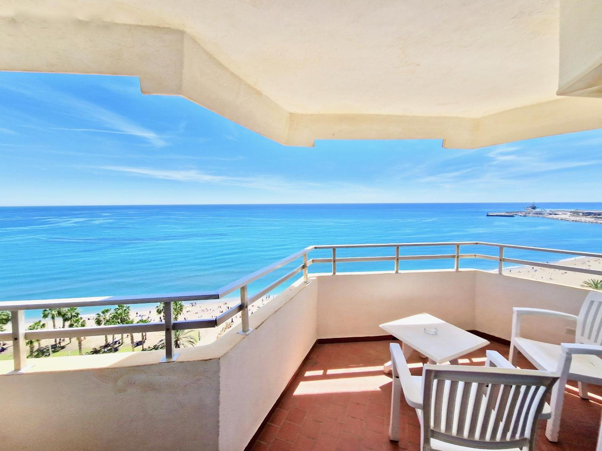 Sr Malagueta Beach Front Wonderful Sea View Malaga Exterior photo