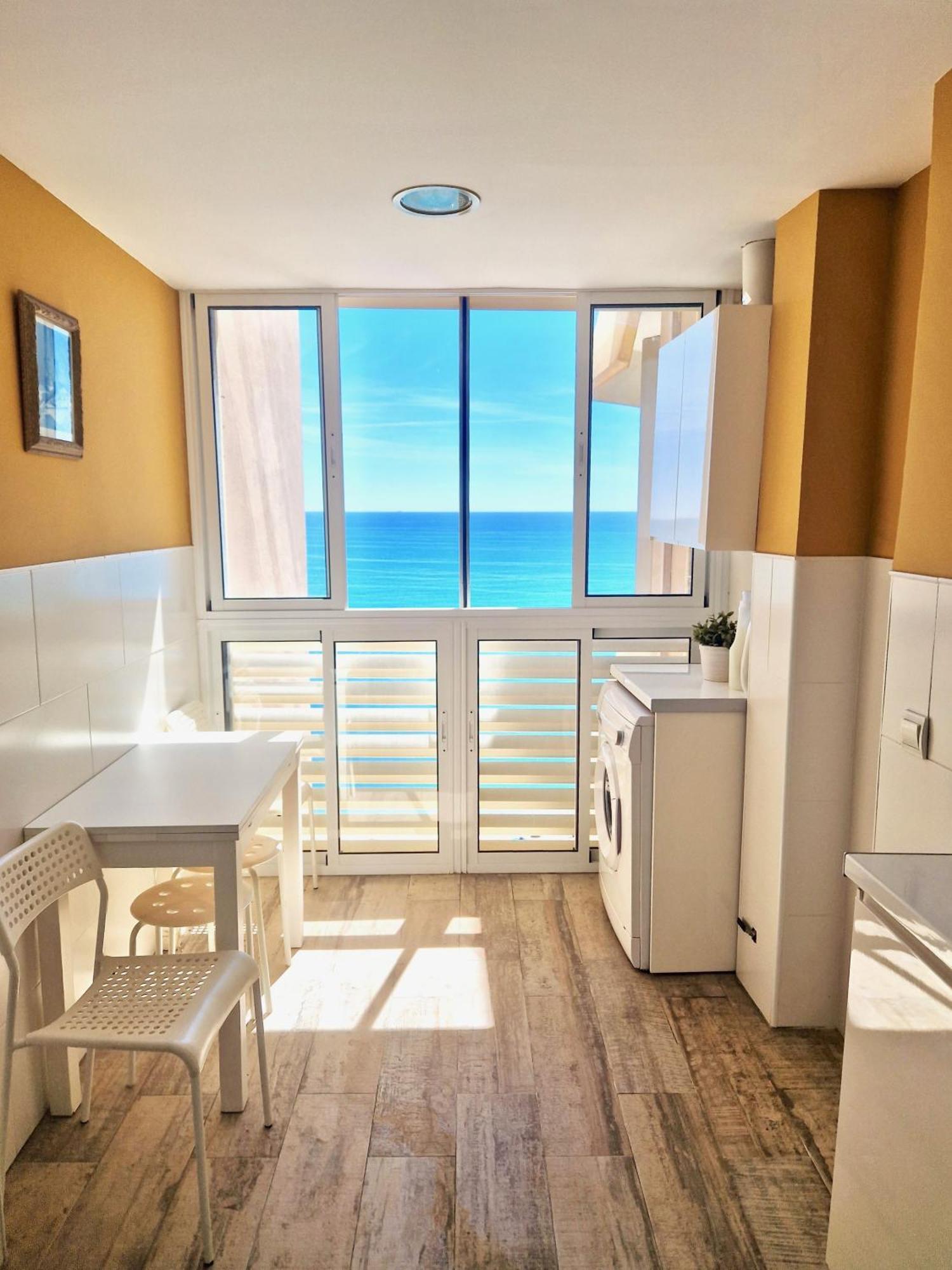 Sr Malagueta Beach Front Wonderful Sea View Malaga Exterior photo